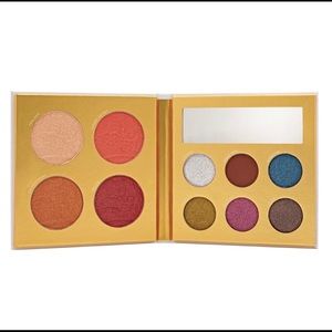Pur- face/ eyeshadow palette